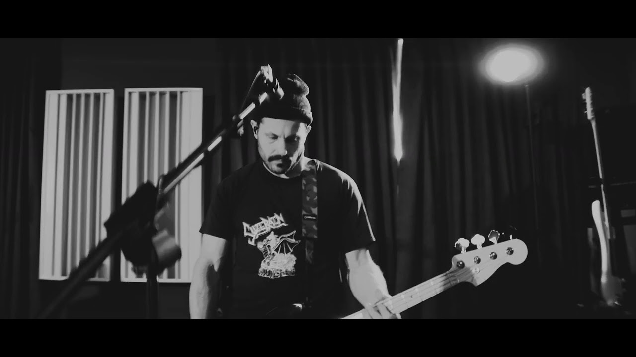 saosin-why-can-t-you-see-live-youtube