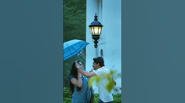 Thumbnail of ennamo yedho ko movie song