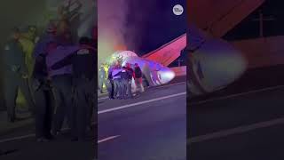 Dramatic rescue after deadly plane crash erupts in flames in Laredo, Texas