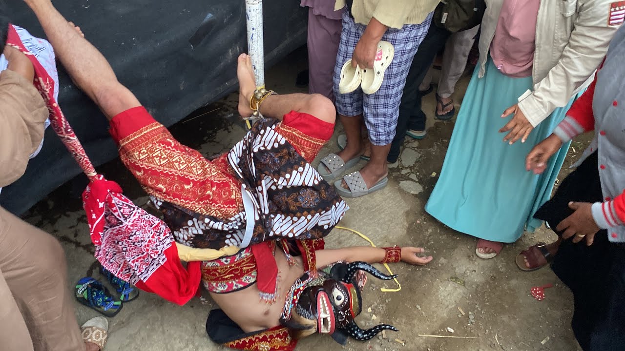 Tragedi Kebo Giro Termalang, Tubruk Penonton !! ANOM SARI Sribit Live Ngabean