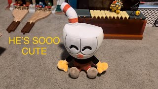 Hes Sooo Cute Fmb Reviews Youtooz Cuphead Plush Review