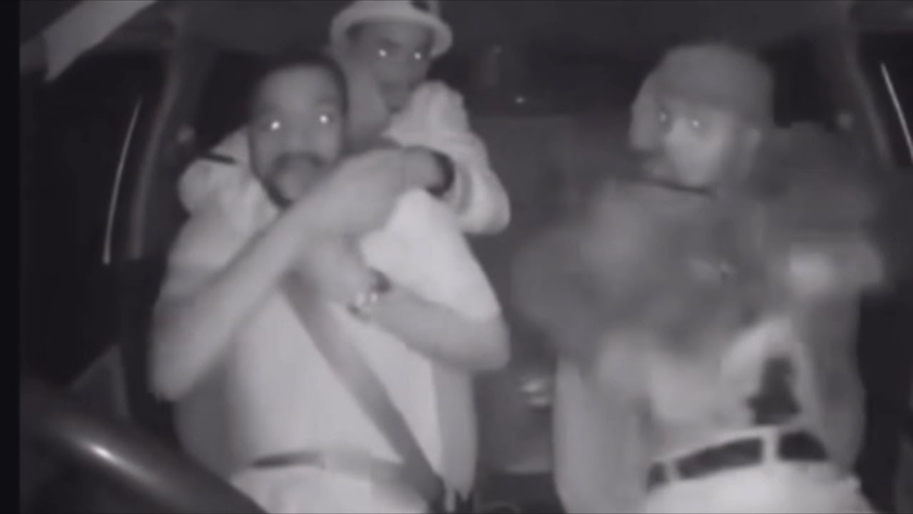 Uber Driver Gets Attacked By 2 Riders Mid Trip - YouTube