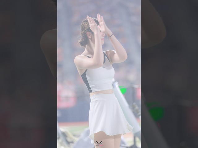 '한승택 응원가' 김민지 치어리더(cheerleader) 직캠 @프로야구/KT위즈파크/260731/ By 쵸리(Chori)