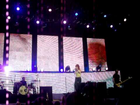 Paramore - Brick By Boring Brick live