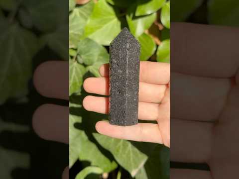 Сувенірний олівець натуральний камінь Лава 73х22мм 63,2г, видео 1