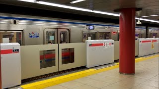 ホームドア都営浅草線新橋駅ホームドア