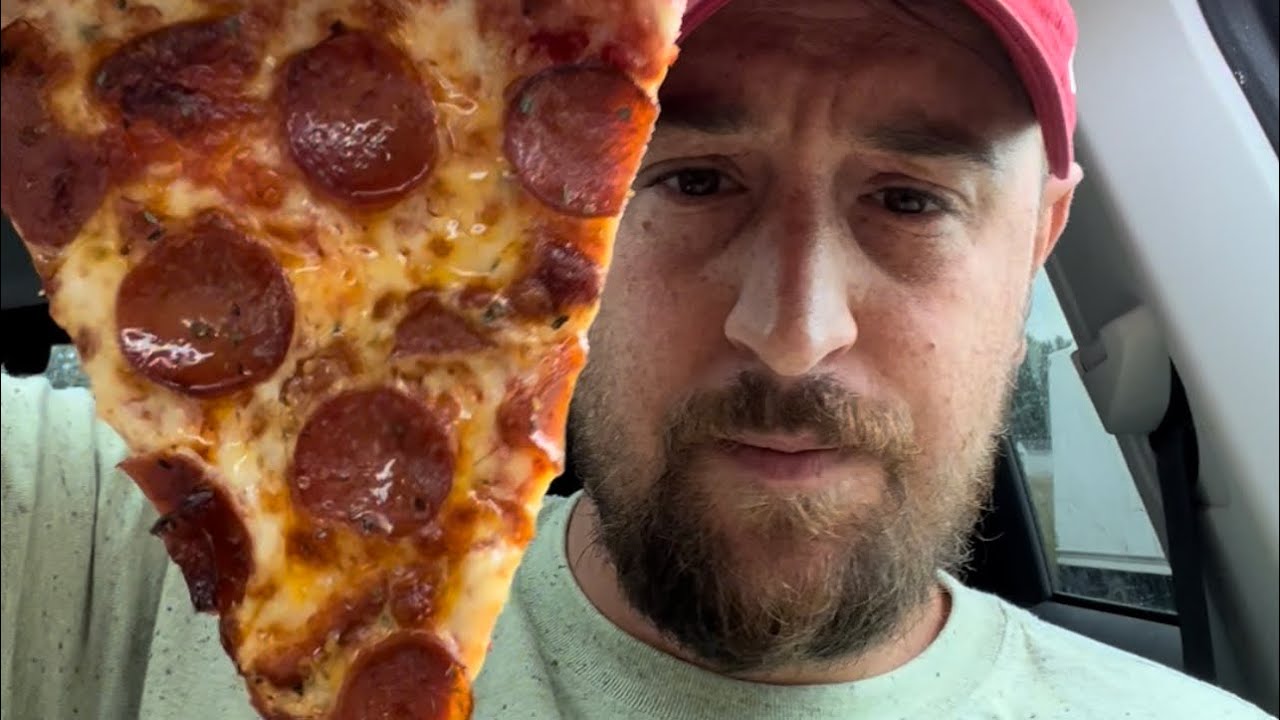 Bocce Club Pizza Review. YouTube