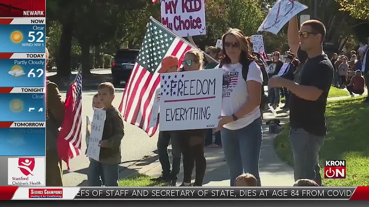 California student vaccine mandate protest