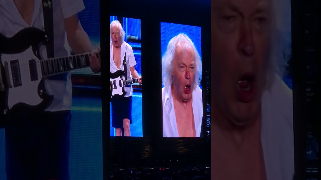 ACDC Concert Angus Young extra long guitar solo BP Adelaide Grand Final race concert 