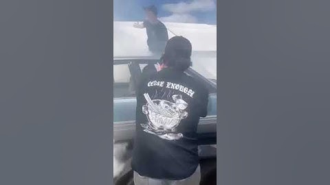 Calais Turbo trailer skid at Summernats 35