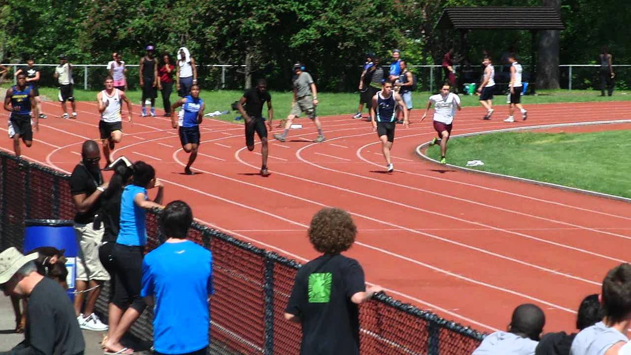 Stevens Dorcelus (95)  gold medal 2012 Mtl HS Champ 100m