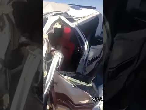 السيارة التي كان يركبها شيخ نورين الصديق عندما تعرض للحادث اللهم ارحمه رحمة واسعة 