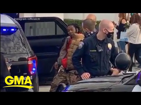 Video: Offset Arrestert For Angivelig å Ha Båret Våpen Offentlig