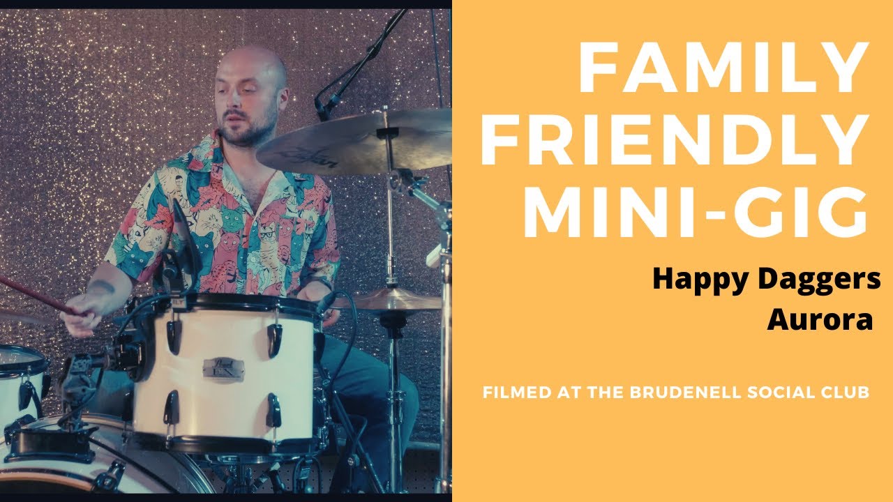 Online Mini-Gig, Happy Daggers - Aurora adlı videoyu YouTube'da izle Online Mini-Gig, Happy Daggers - Aurora adlı videoyu YouTube'da izle