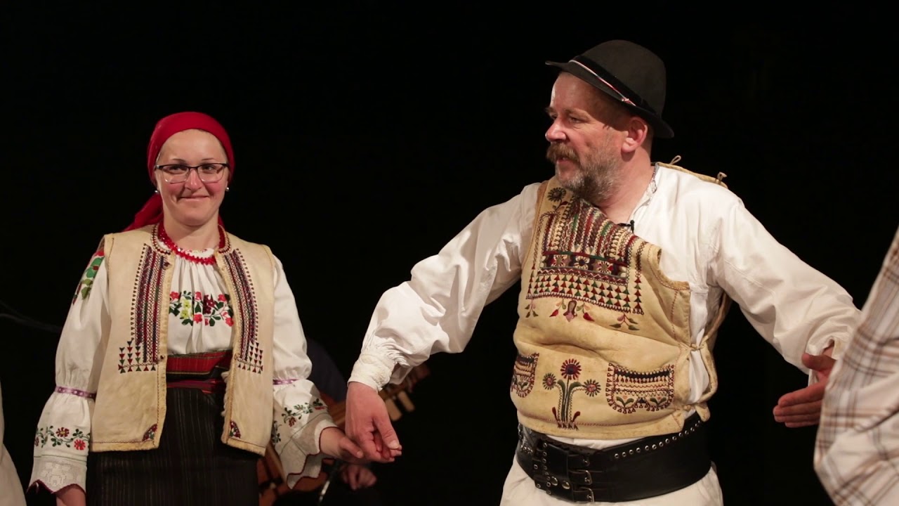 Gyimesi táncok - tánctanítás