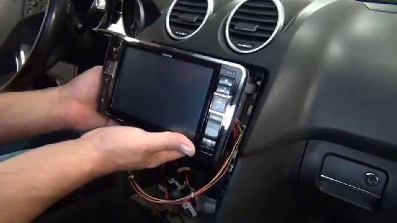 Mercedes ML W164 Installation: Pioneer Double Din Navigation system –  Cartronics
