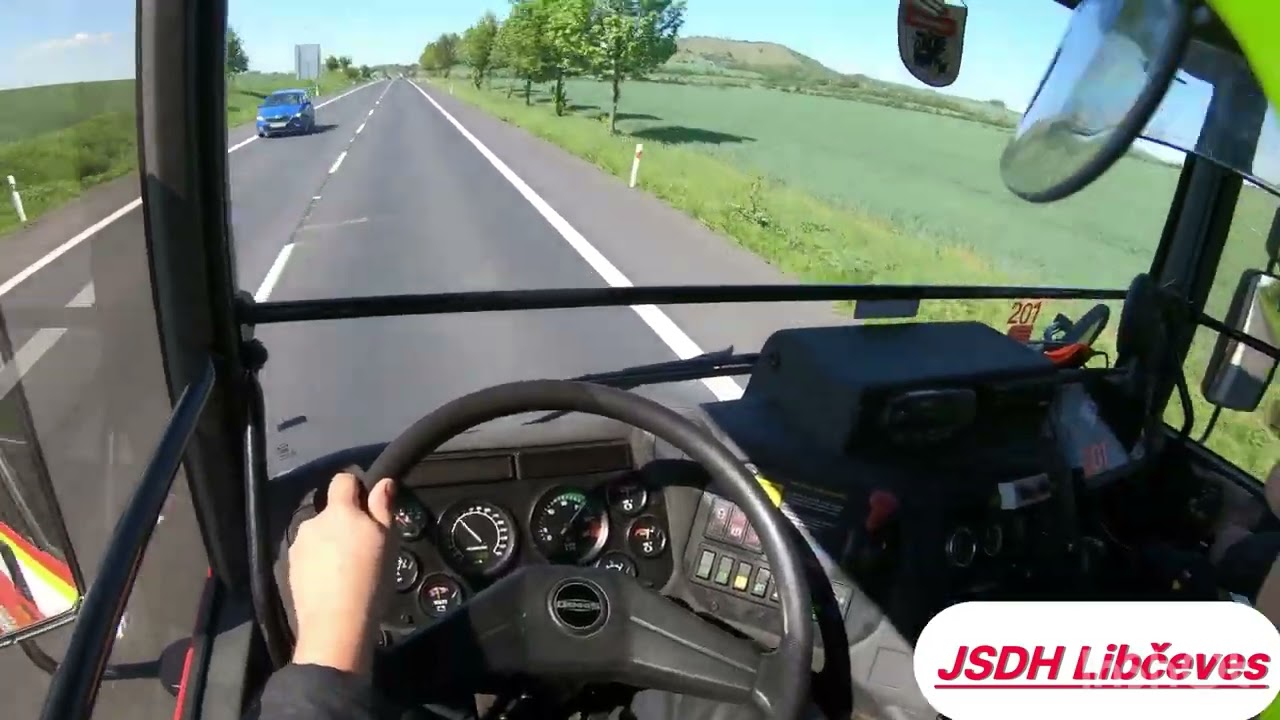 Hasiči Libčeves-Dopravní nehoda dvou osobních automobilů