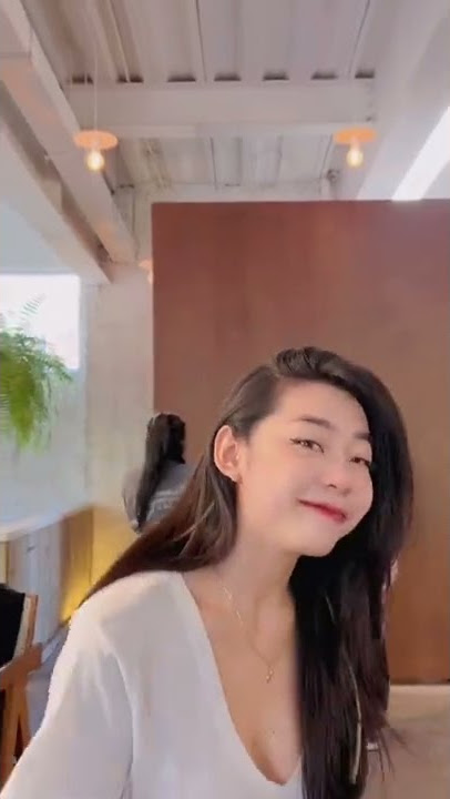 Hello mọi người lại là Nguyễn Bích Uyển My đây #shorts