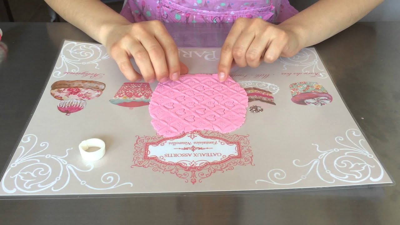 Corona de fondant para niñas