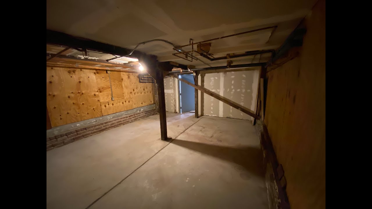Virtual Tour of 1138-1140 Fell St Storage Unit, San Francisco, CA (02-02-2021)