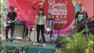 Lavatori Band,Featatiend.song Terdiam Disini.