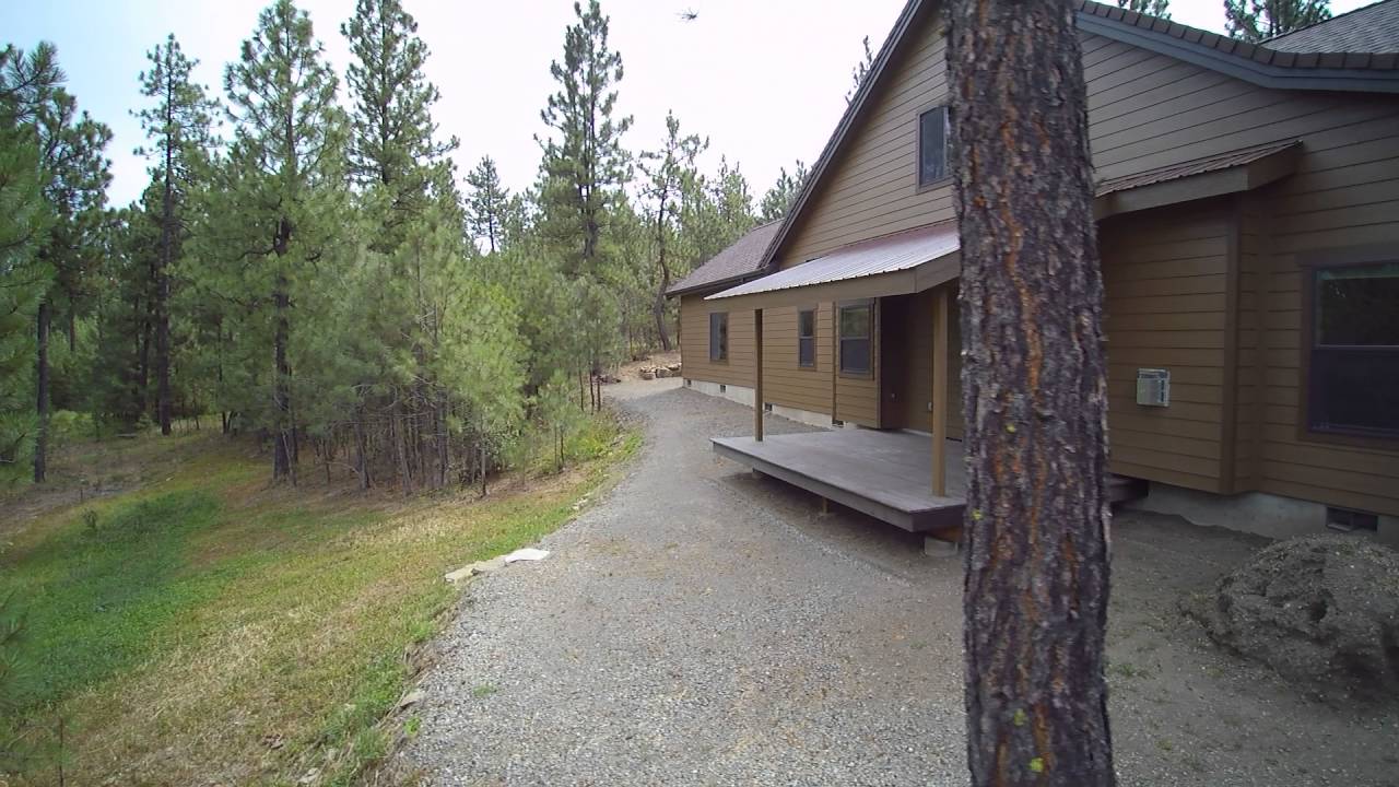 Trails End Estates Custom Rustic Elegance on 6 surreal Acres in Post Falls, ID!!