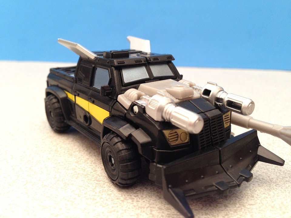 CYBERVERSE TRAILCUTTER TRANSFORMERS PRIME BEAST HUNTERS TOY REVIEW