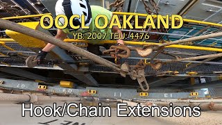 Lashing Container Ships - OOCL OAKLAND - Hook/chain extensions - Longshoreman work