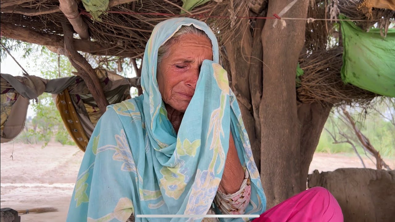 old widowed mother is crying 😭😭