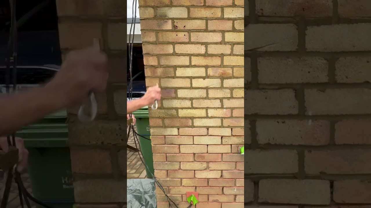 Caught the old bricky working 