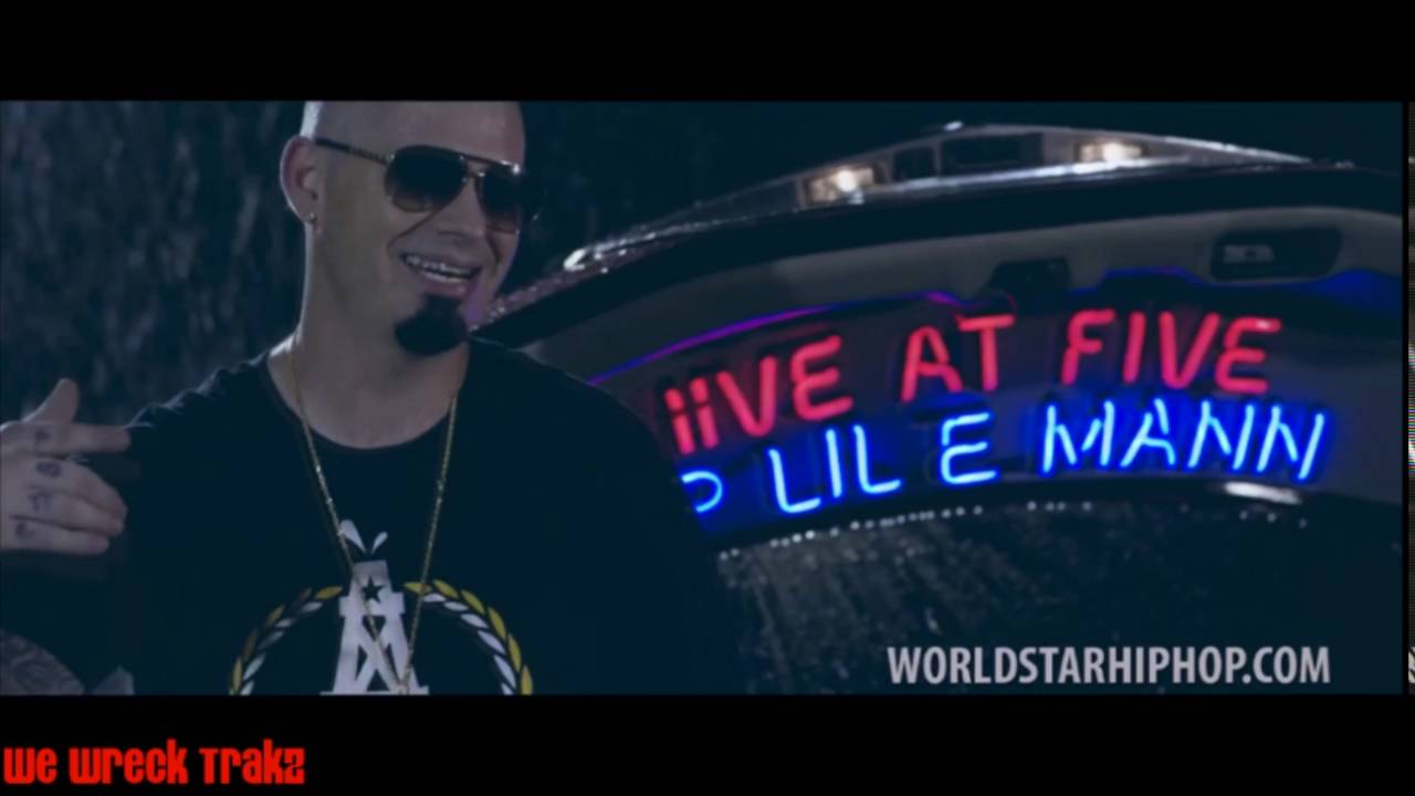 Paul wall swangin in the rain wrecked