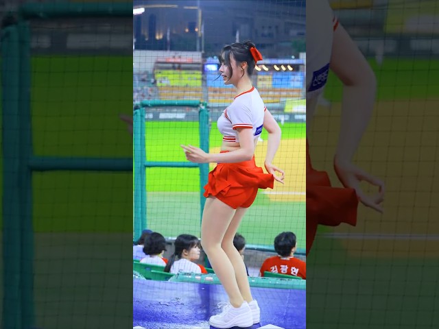 lg트윈스 高藝池 고예지치어리더 lemonade tang 4 공연 직캠 #shorts #고예지 #치어리더 #lg트윈스 #아웃송 #高藝池