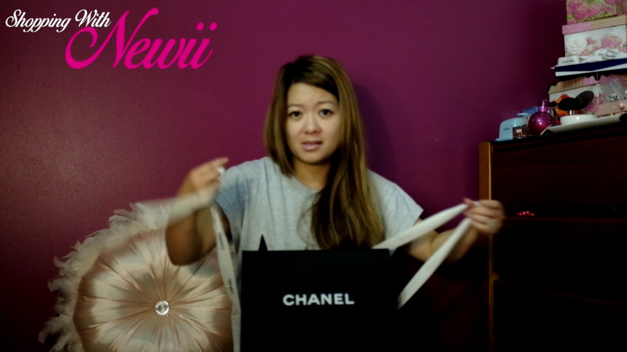 Shopping with Newii - Episode 6 - Unboxing the Holy Grail Chanel Caviar Square Mini from Cruise 2017