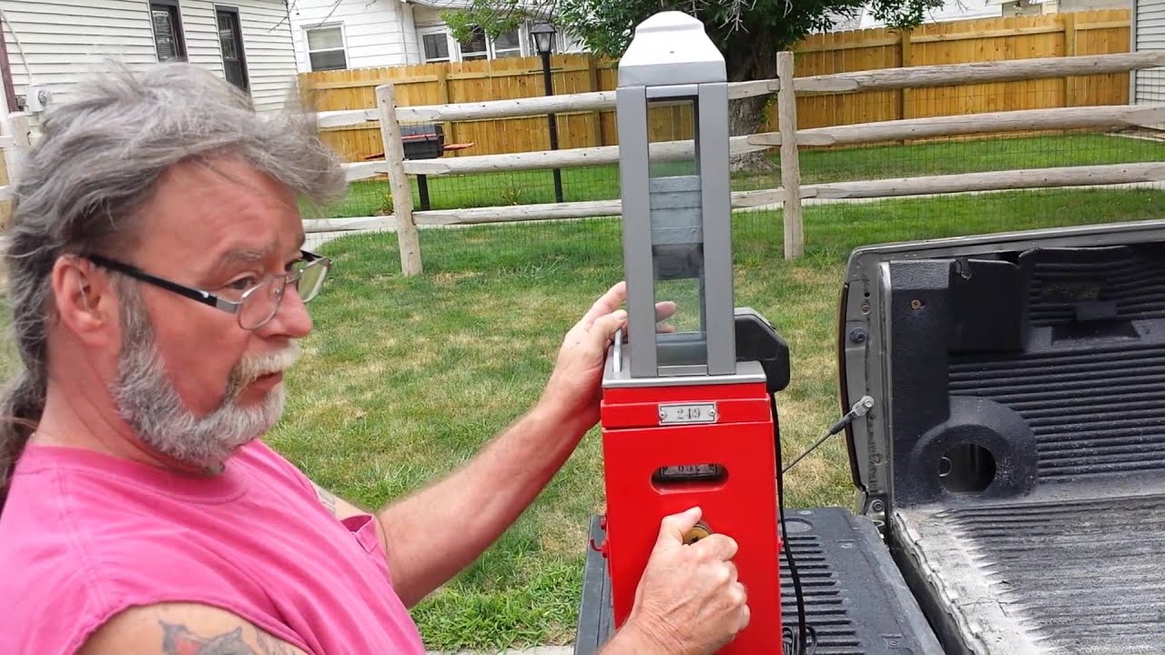 Vintage fare box operation