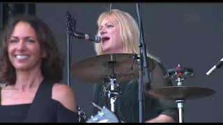 Download Lagu The Bangles | Going Down To Liverpool | Live MP3
