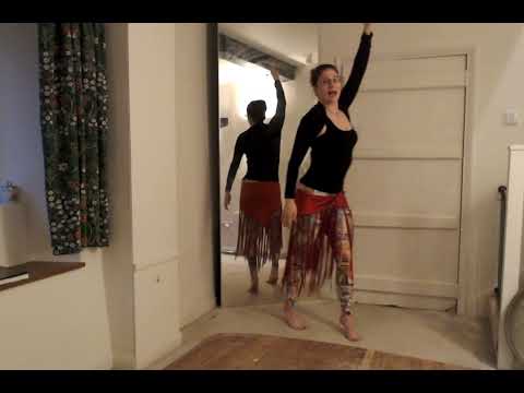 How to do a bellydance camel undulation going side to side