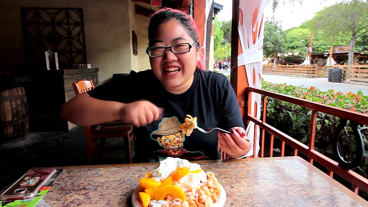 Peaches and Scream Funnel Cake Review 9/28/19 