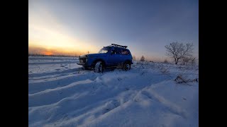 Ночевка в ниве 3д . Съемная лебедка и автономка.