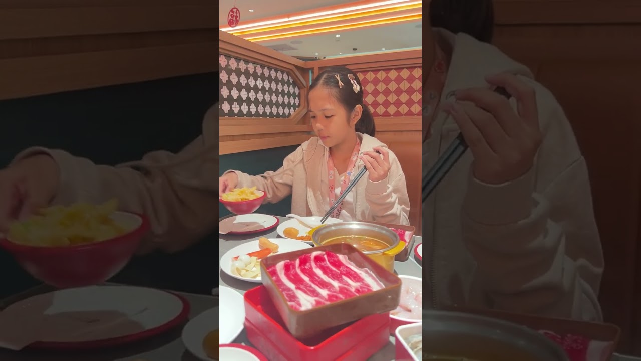 សូមឲ្យសង្គ្រាមលោកទី៣ មិនកើតឡើងលើពិភពលោកយើងផងទៅចុះ🙏#reelsvideoシ #homecooking #reelfood #dailyfood 