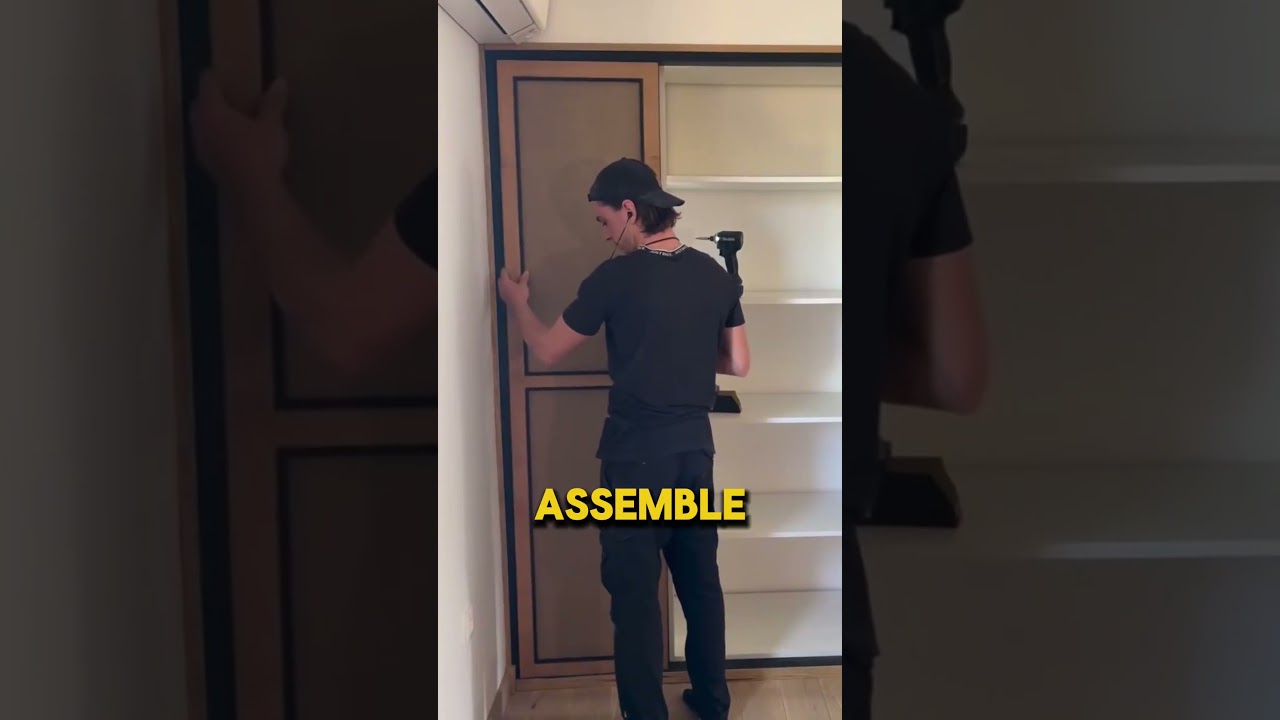 Встраиваемый в стену шкаф своими руками, который выглядит аккуратно и не занимает лишнего места.