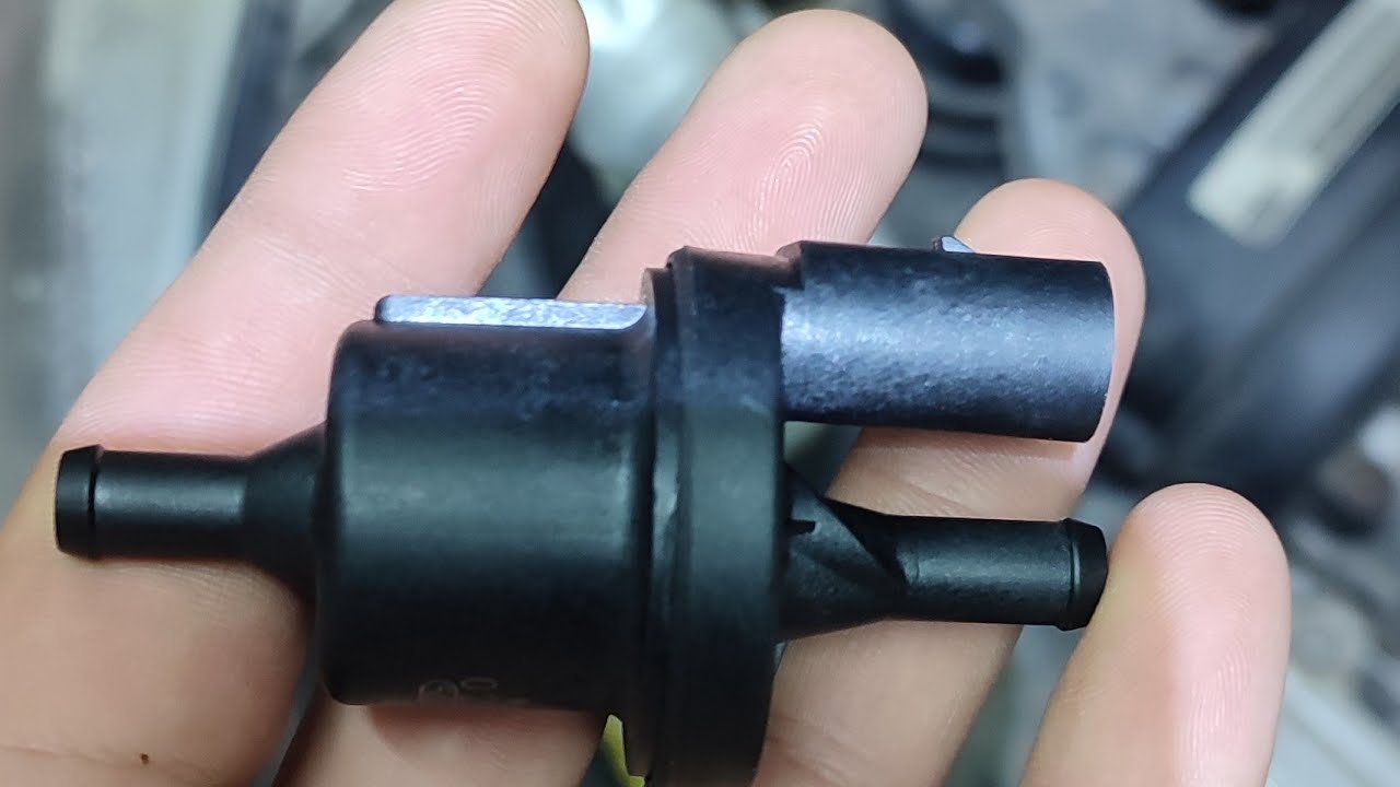 перевірка клапана Адсорбер Шкода Фабія 2 mk2 - YouTube