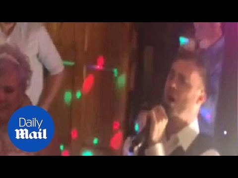 Gary Barlow Surprises Take That Fan And Sings At Her Wedding Daily Gary Barlow Surprises Take That Fan And Sings At Her Wedding Daily Mail