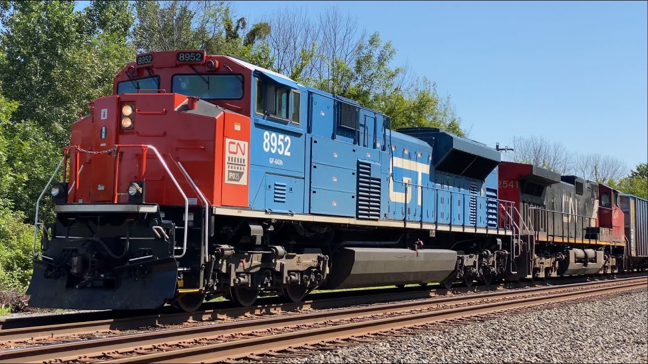 CN 8952 