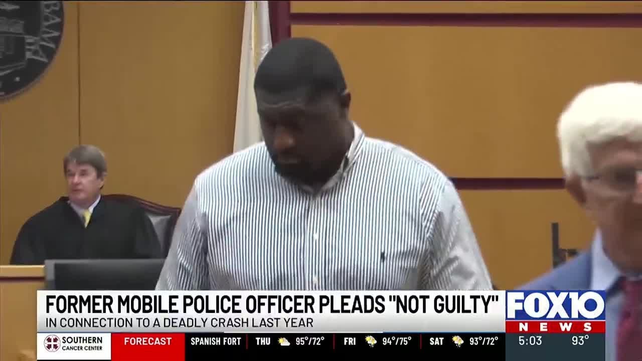 Former Mobile police officer indicted in deadly crash pleads not guilty