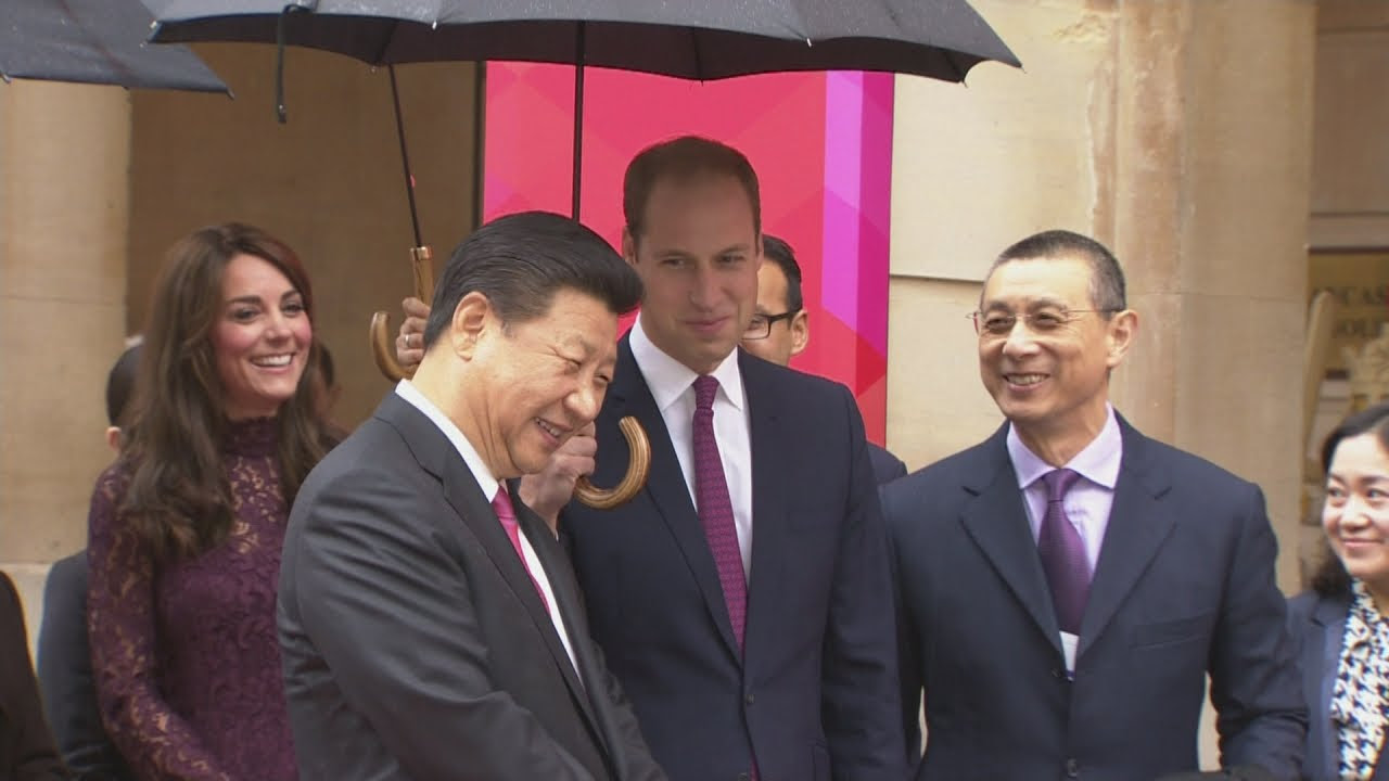 Putin and Xi make pancakes | VOANews