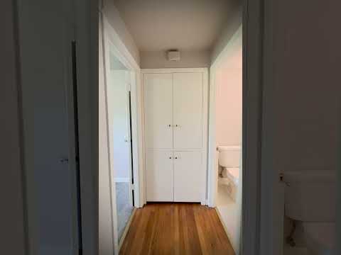 11527 28th Ave NE, Seattle, WA home video tour