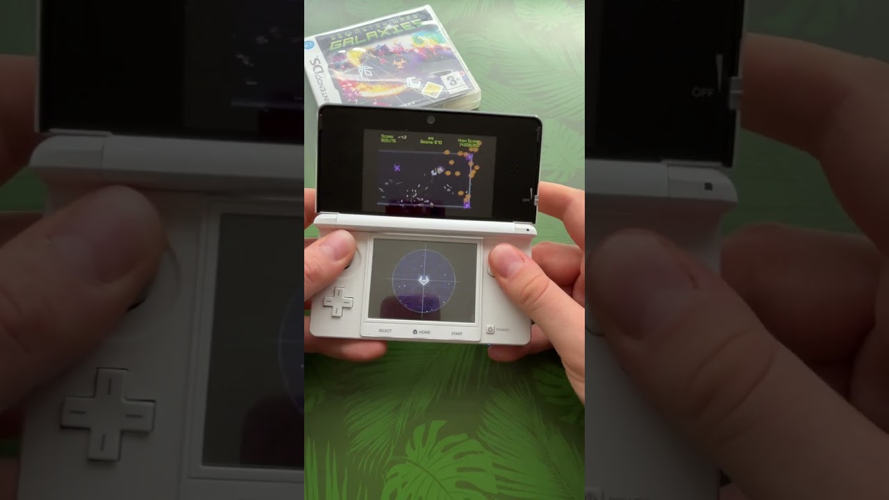 Geometry Wars Galaxies on Nintendo 3DS / DS Gameplay in 2024