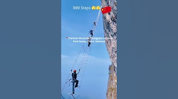 🇨🇳 Climbing China’s 999-Step ‘Stairway to Heaven’ ⛰️ Breathtaking Tianmen Mountain Hike
