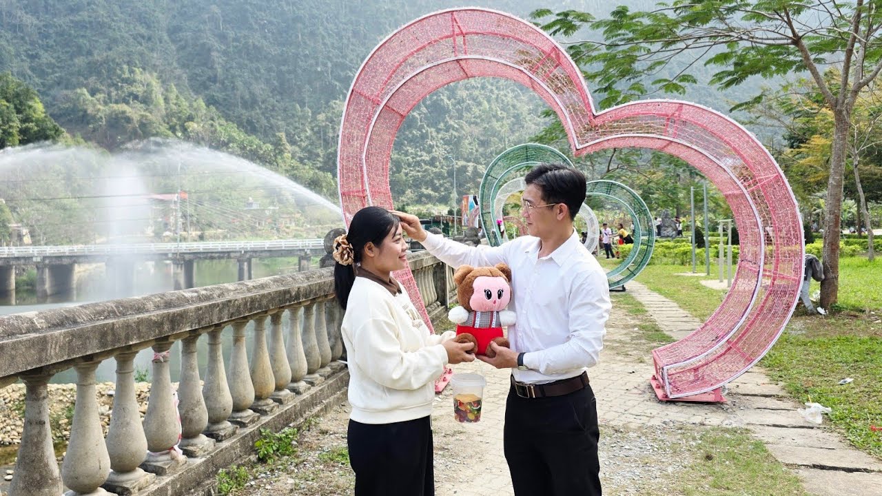 От помощи к любви: как добрый генеральный директор изменил жизнь бедной матери-одиночки? Ли и Тьеу