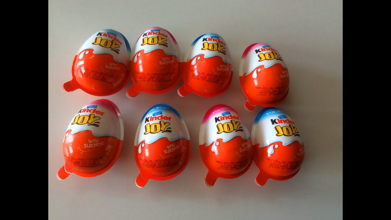 Синие киндеры. Киндер Джой синий. Киндер Джой фото. Kinder Joy черно белый.